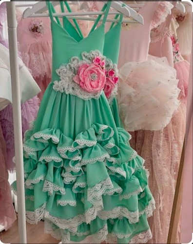 Dollcake thousand words - a,